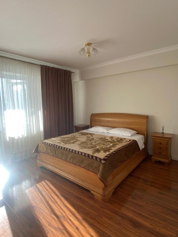 Appartement Avec 2 Chambres En Centre Ville Chişinău Eksteriør billede